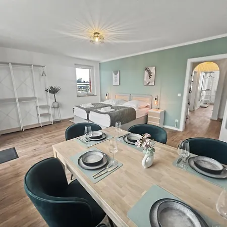 Appartamento 4 Schlafzimmer Bei Hamburg & Frei Parken *