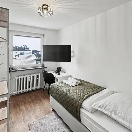4 Schlafzimmer Bei Hamburg & Frei Parken Appartamento *
